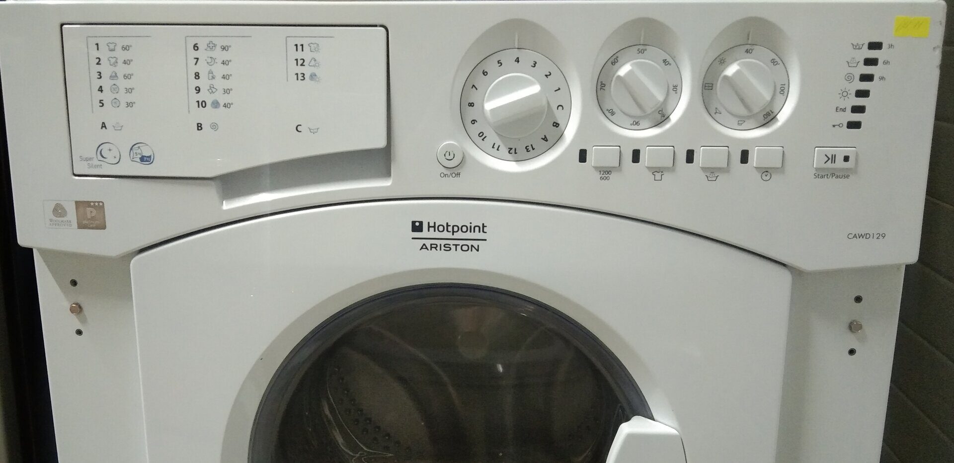 Стиральная машина с сушкой Hotpoint-Ariston CAWD 129